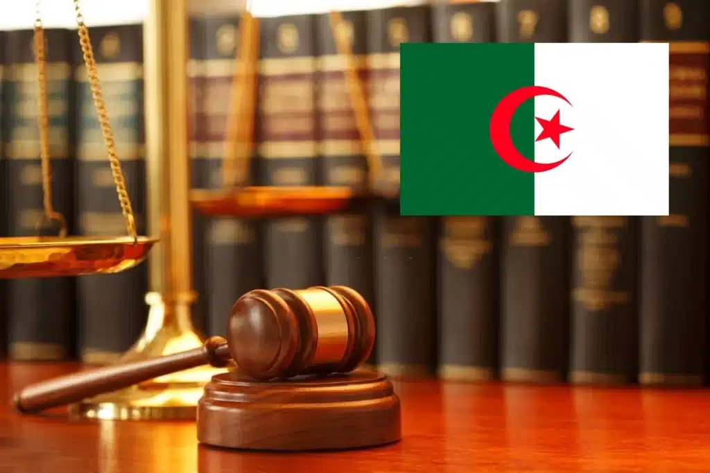 قوانين الجزائر